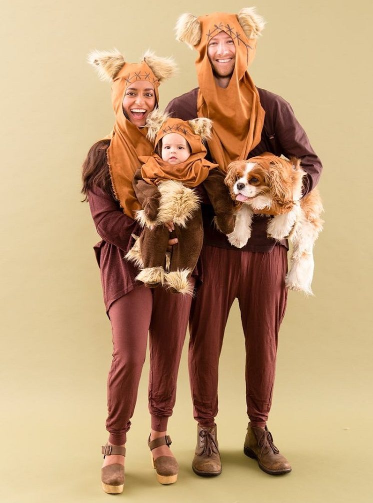Star Wars Ewok family Halloween costume with baby
