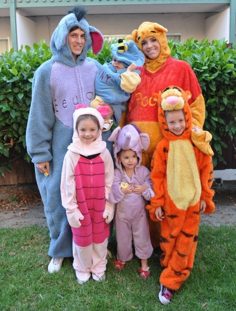 Cute Disney family Halloween costumes for 6 from Winnie the Pooh